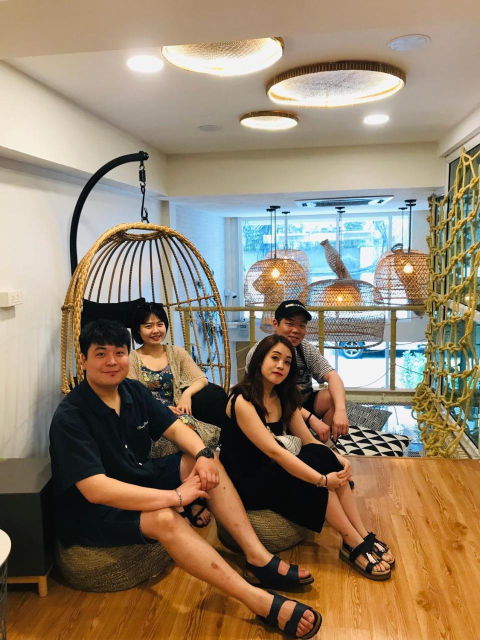 산 수쿰빗 28 호텔 방콕 외부 사진
